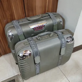 چمدان  محکم
