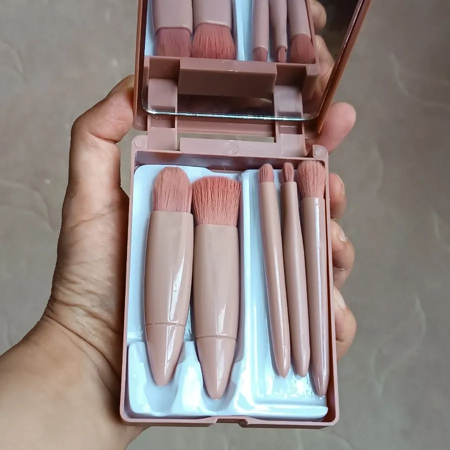ست فرچه و براش آرایشی
