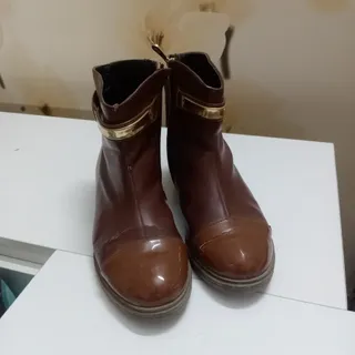 نیم بوت