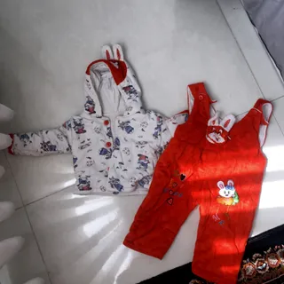 لباس بچگانه