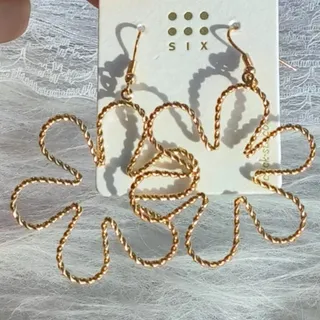 گوشواره شیک بهاری