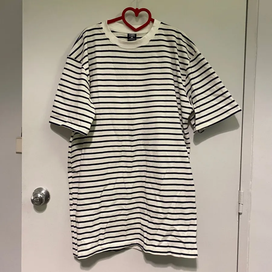 تیشرت نخی راه راه