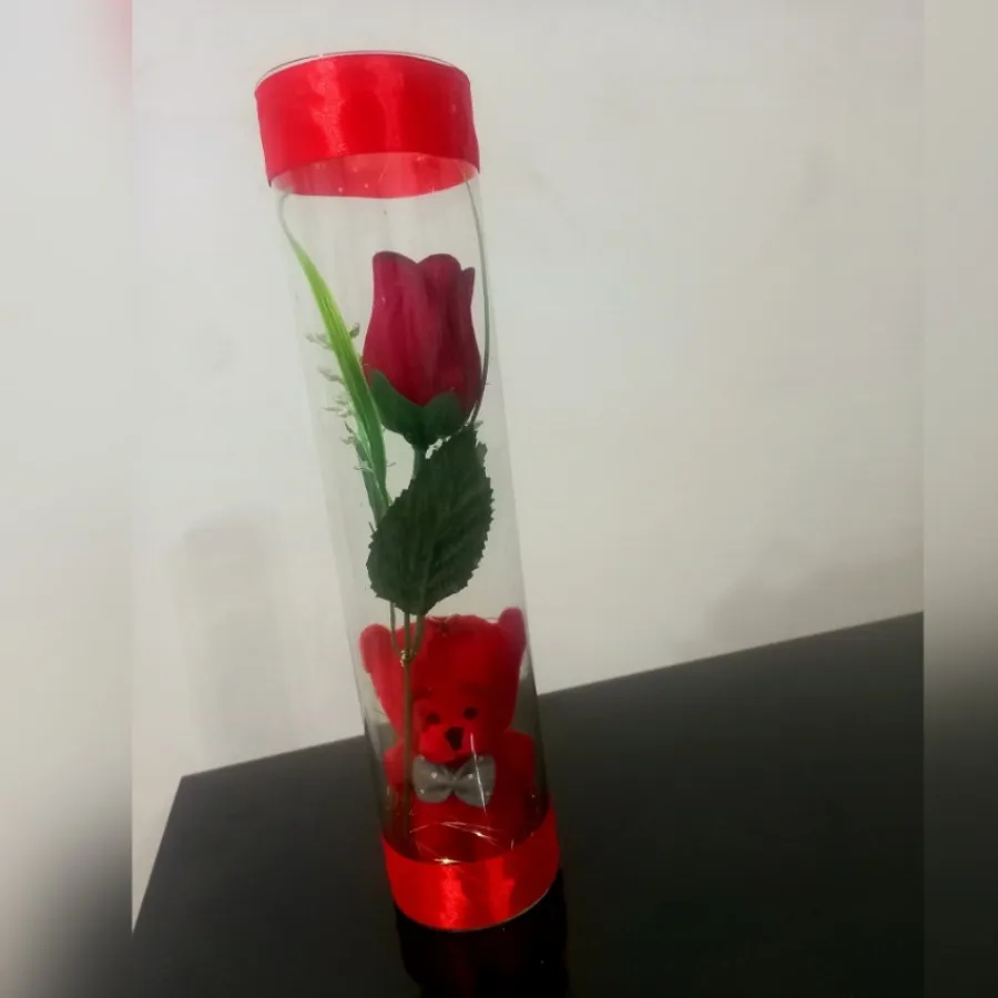 باکس گل و خرس شیشه ای