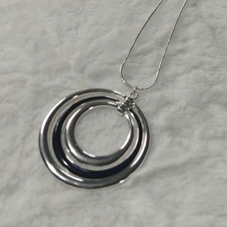 گردنبند حلقه ای