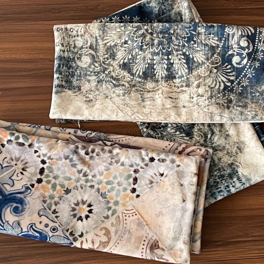 کاور کوسن مخمل