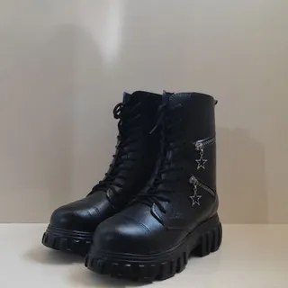 نیم بوت چرم شیک