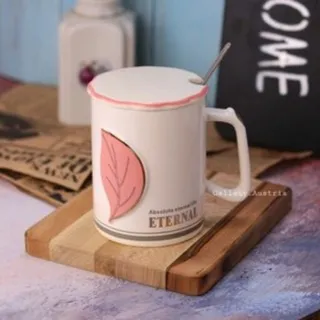 ماگ برگ برجسته سرامیکی