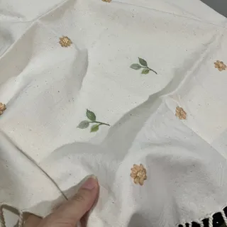 رومیزی مربع بابونه لنین