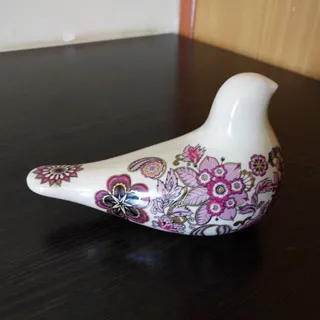 دکوری پرنده سفالی