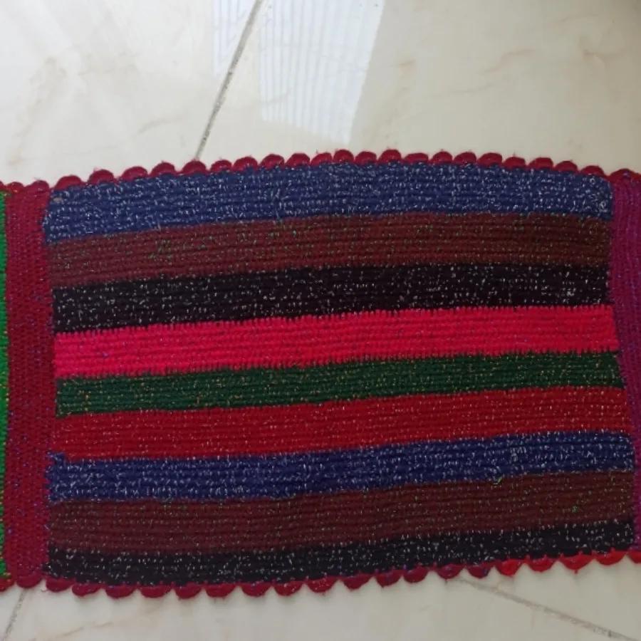 رومیزی کاموایی