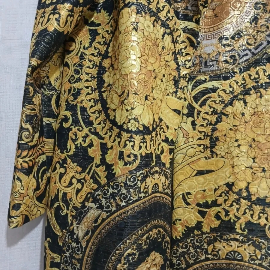 مانتو طرح ورساچه