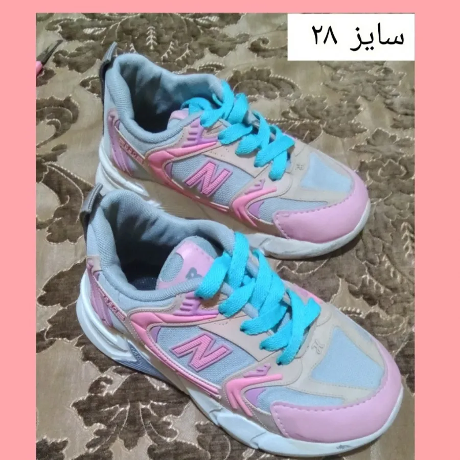 کفش و کتانی خارجی