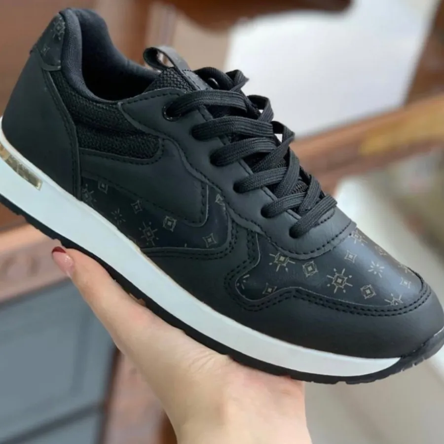 کتونی المانی