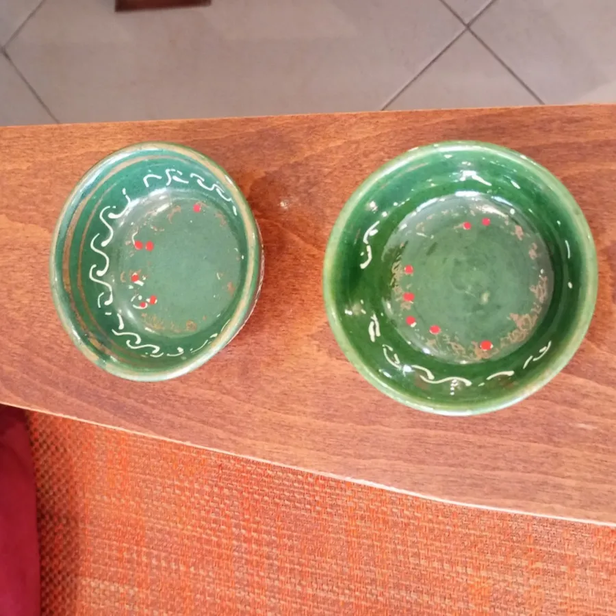 یک جفت کاسه سفالی