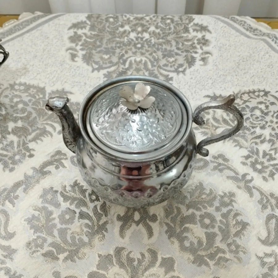 قوری برنجی