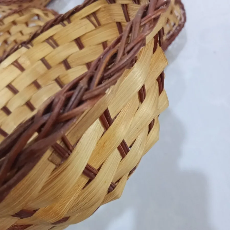 سبد حصیری