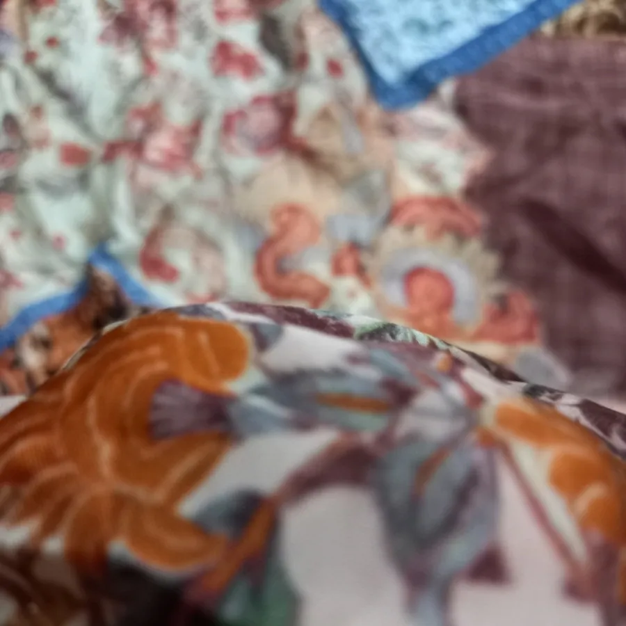 پارچه ساتن خوش نقش نگار