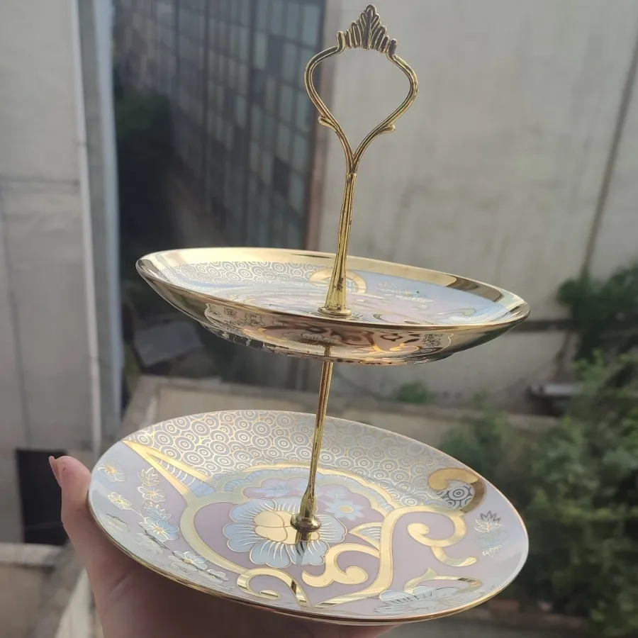 شیرینی خوری دو طبقه