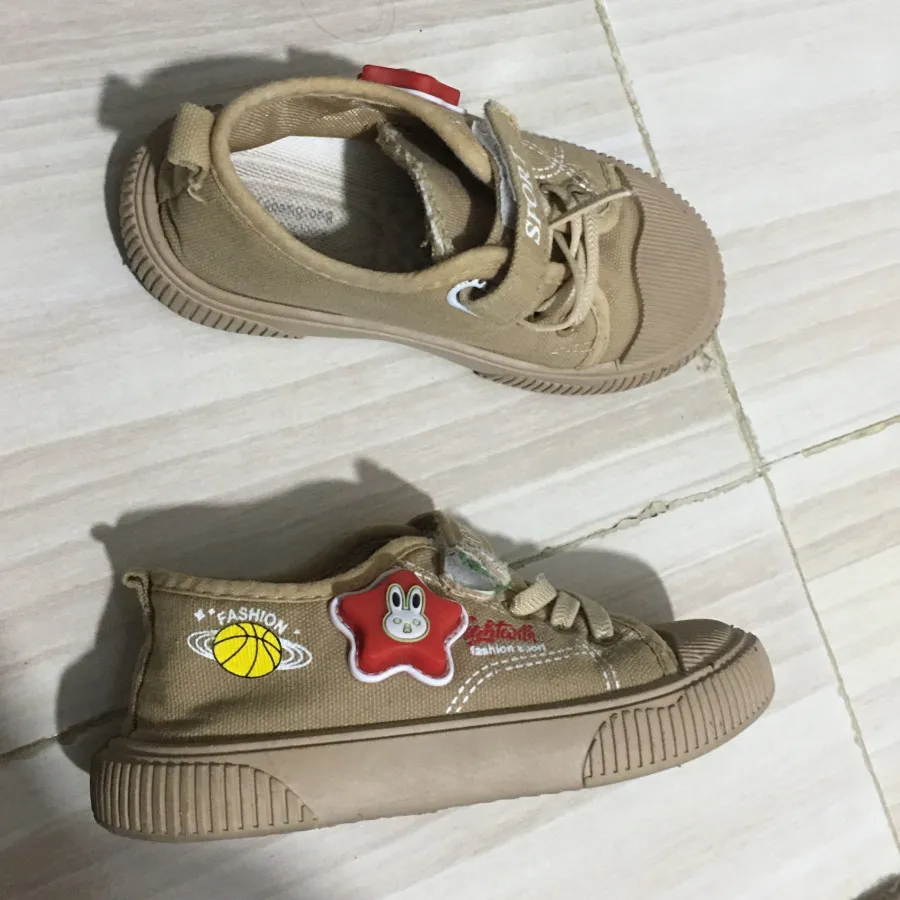 کتونی چراغ دار