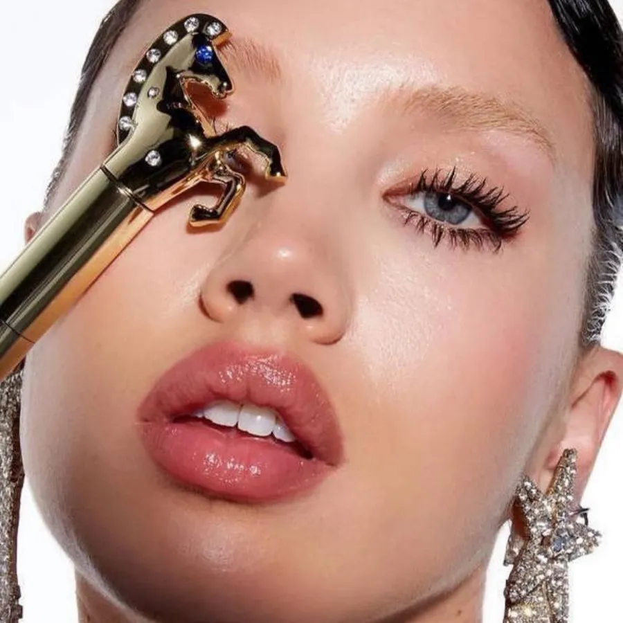 ریمل Isamaya