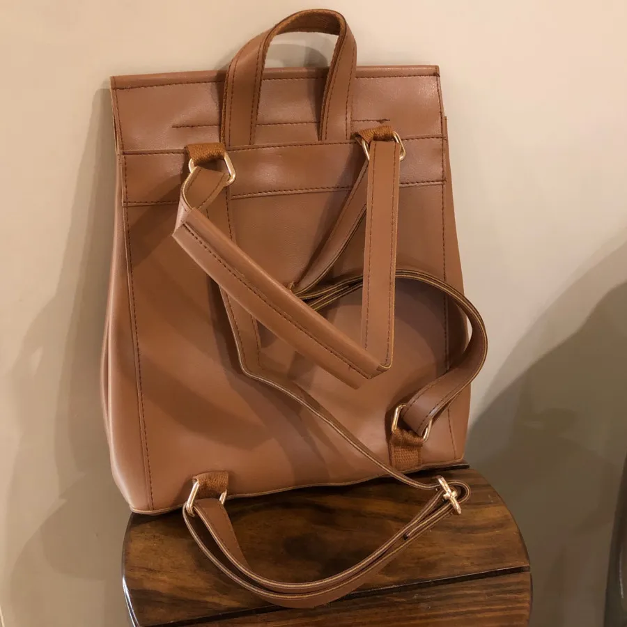 کیف کوله شتری