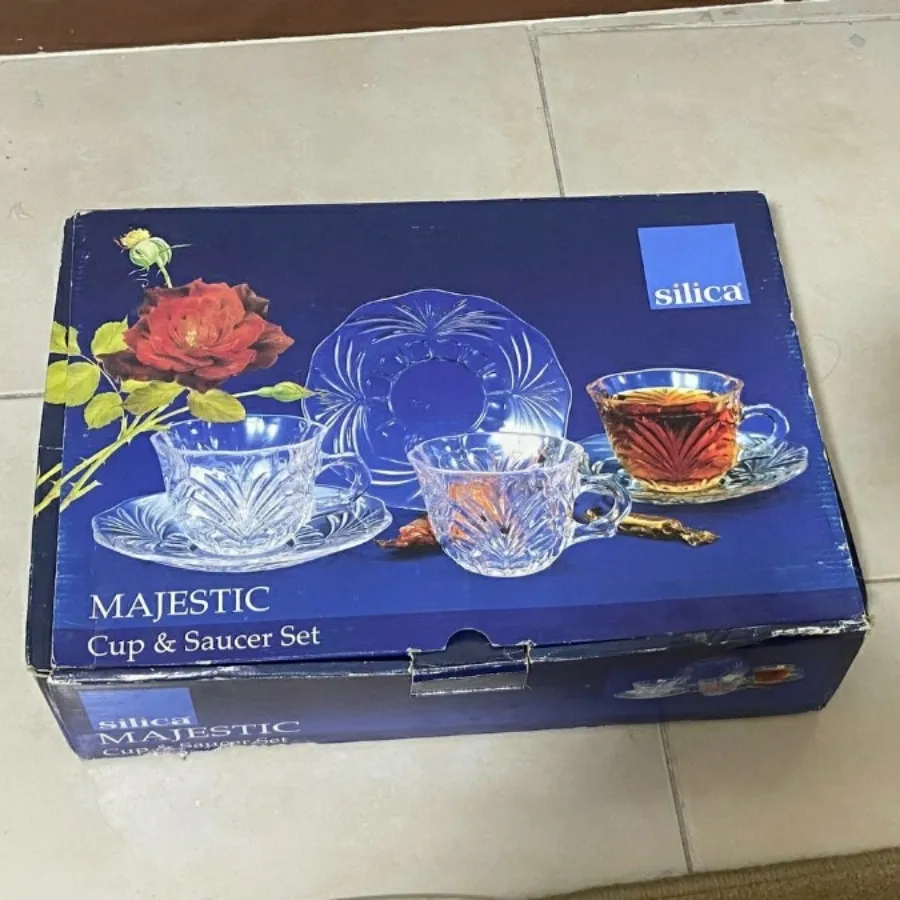 فنجان نعلبکی ژاپنی