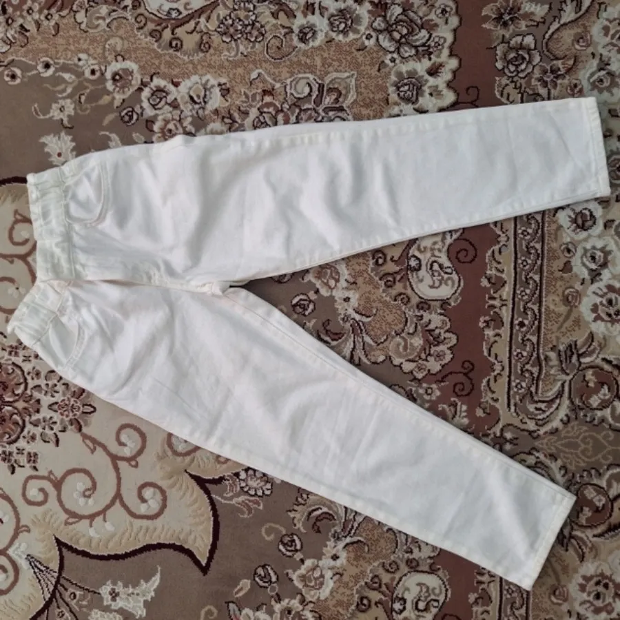 شلوار بچگانه