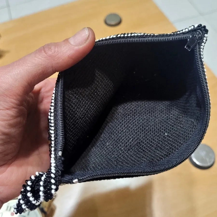 کیف پول آنتیک منجوق دوزی
