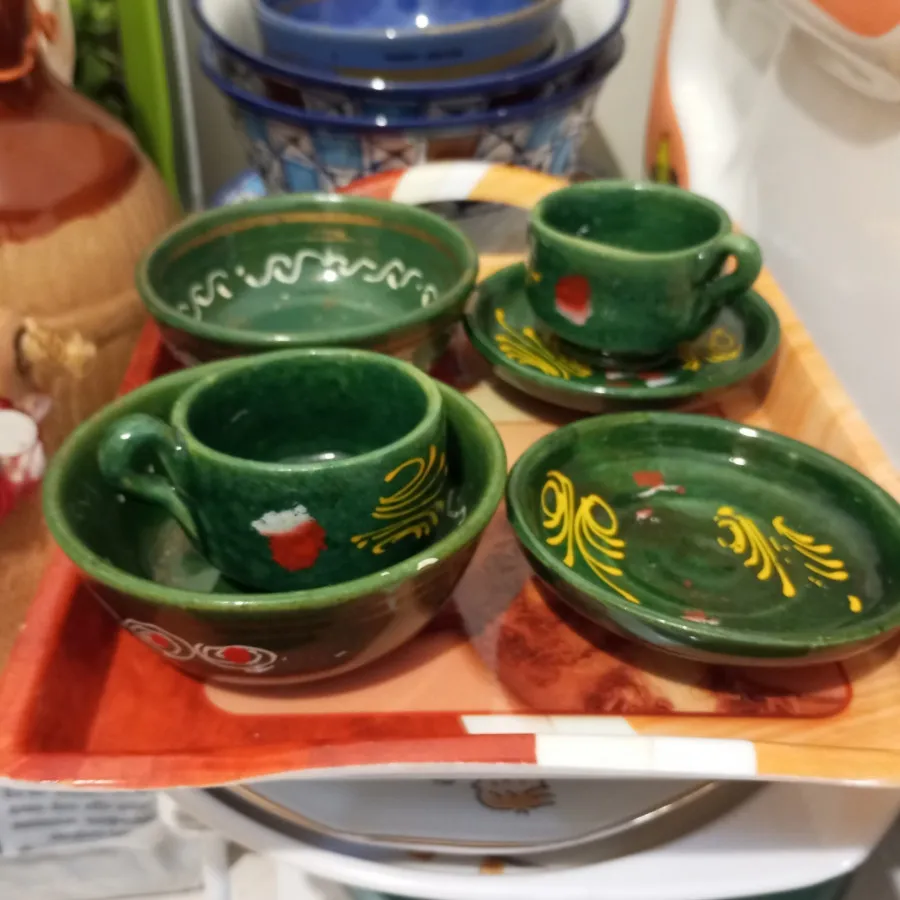 ست فنجان و کاسه سفالی