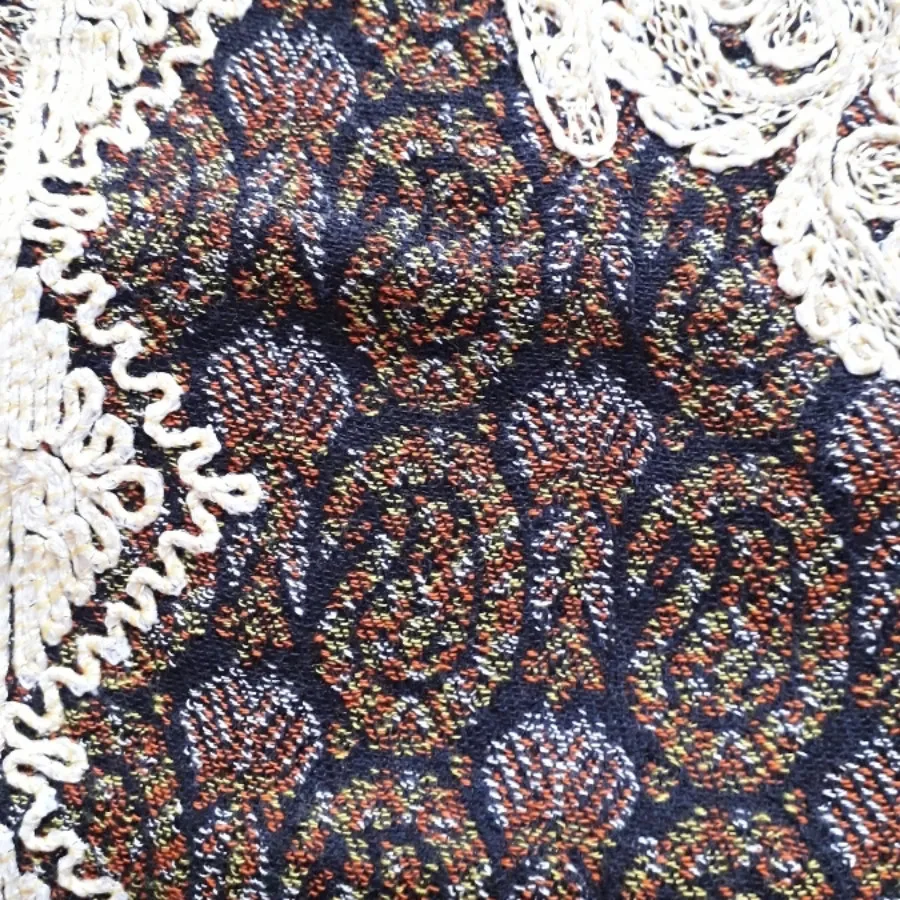 رومیزی ترمه نخی