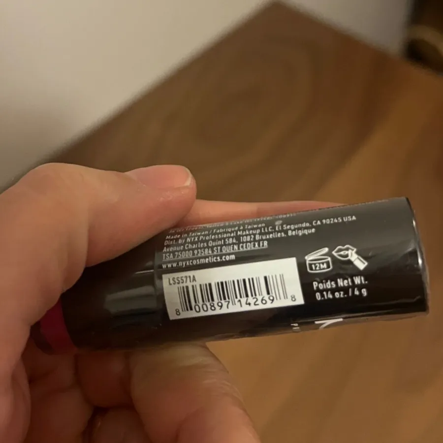 رژلب nyx