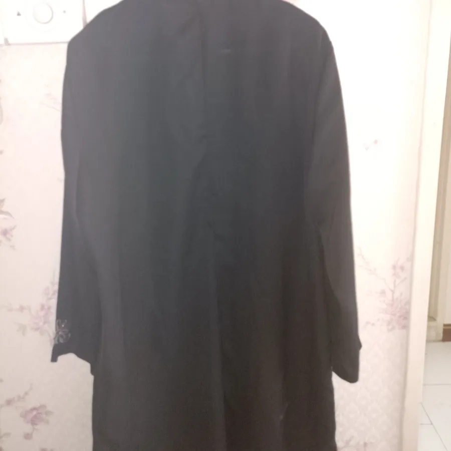 مانتو مشکی حراج