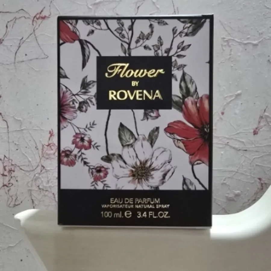 عطر گوجی فلورا