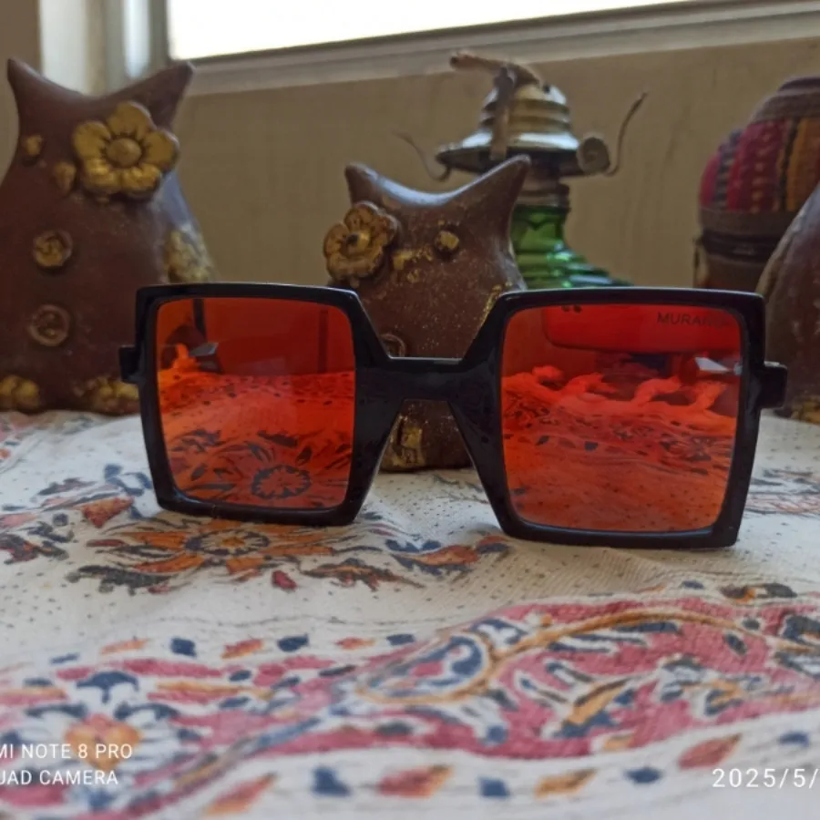 عینک آفتابی لاچکری