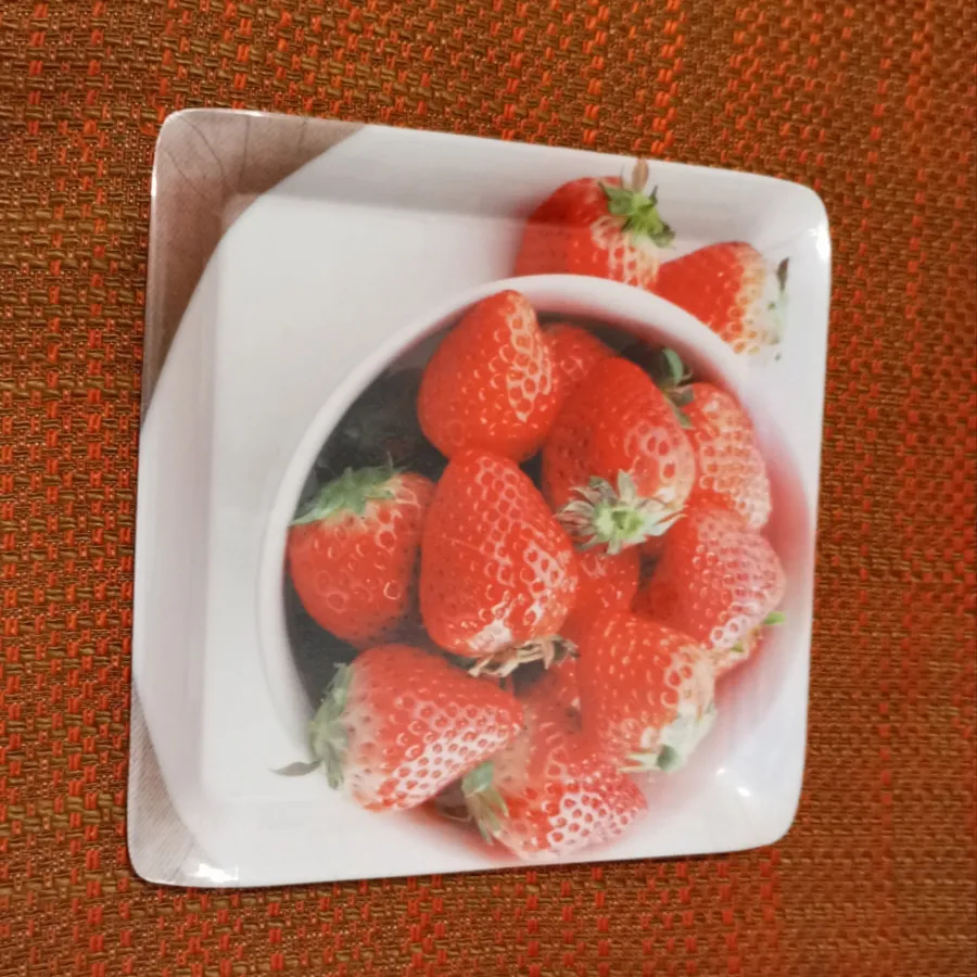 سینی توت فرنگی