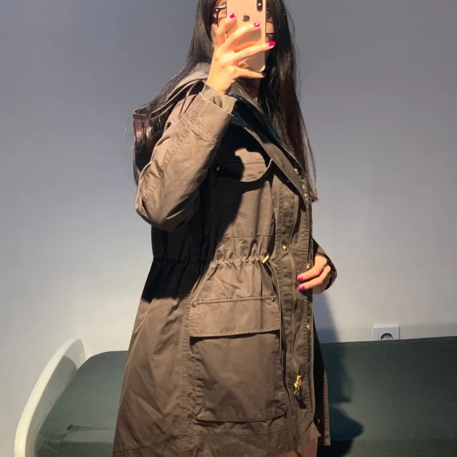 کاپشن mango