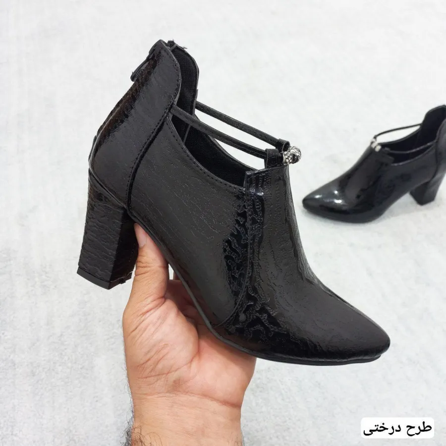 کفش پاشنه دار برلیان