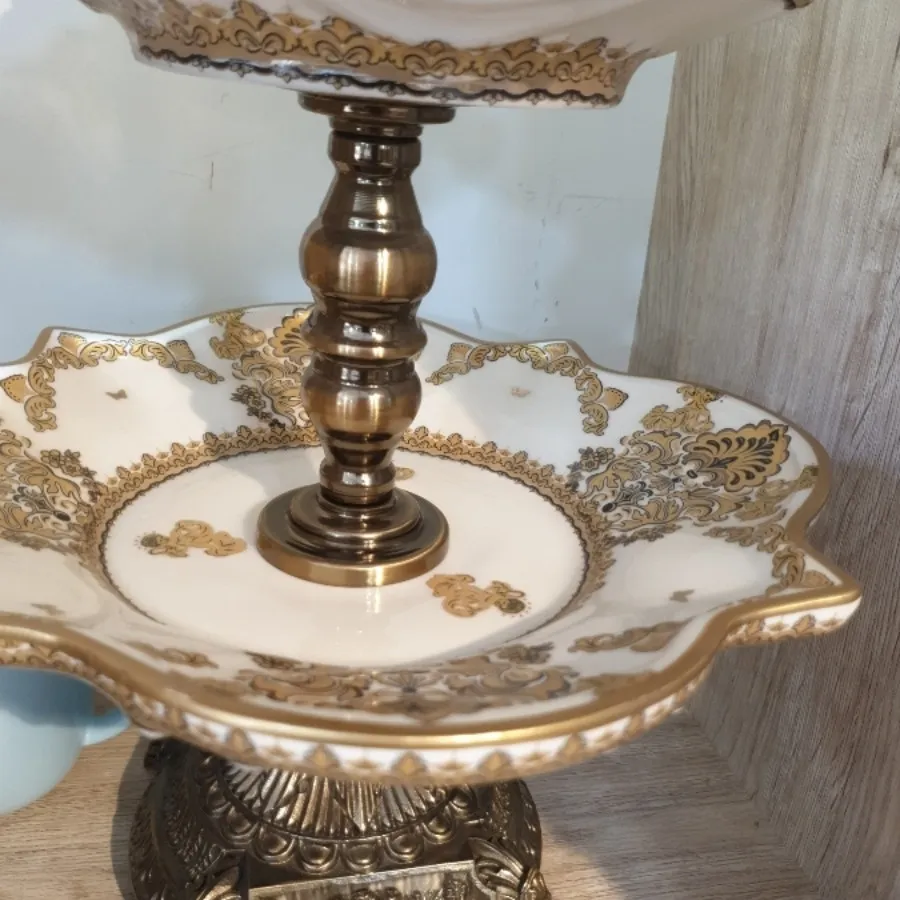 شیرینی خوری