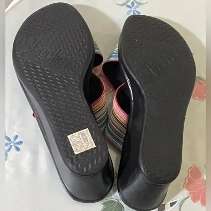 صندل طبی Skechers سایز39