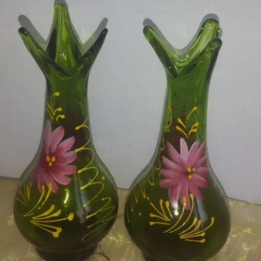 گلدان شاخدار قدیمی