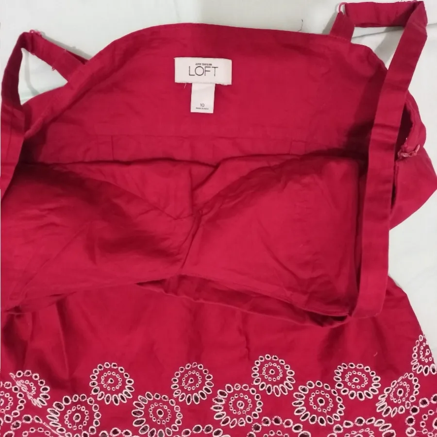 تاپ گلدوزی