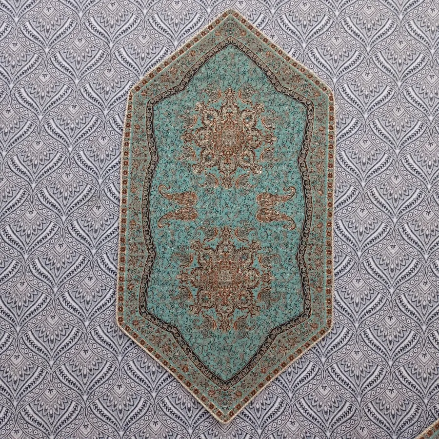رو میزی طرح ترمه