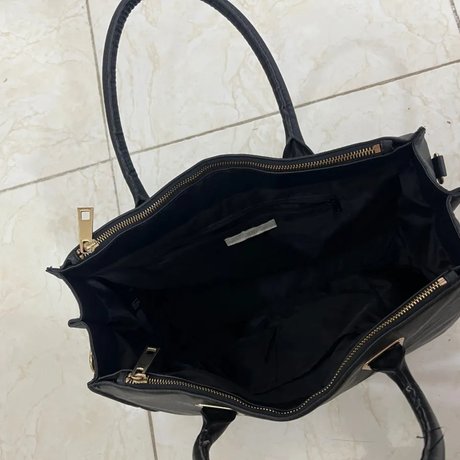 کیف سایز بزرگ اچ اند ام