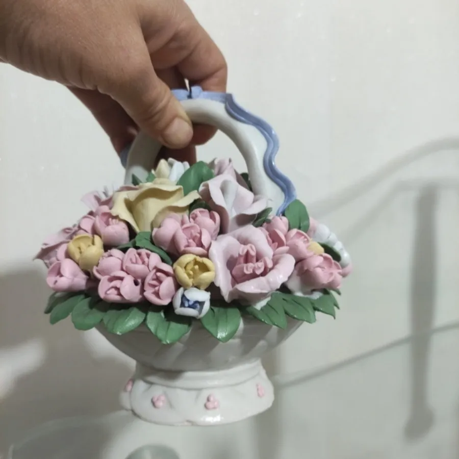 سبد گل چینی