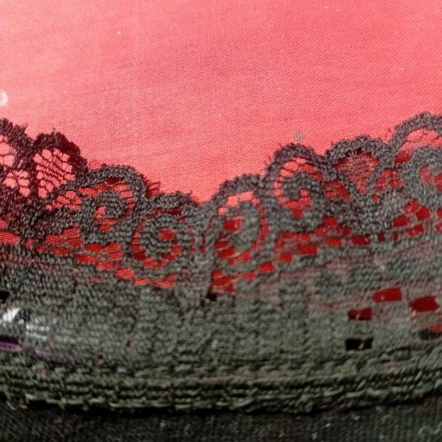 تاپ مارک Helly