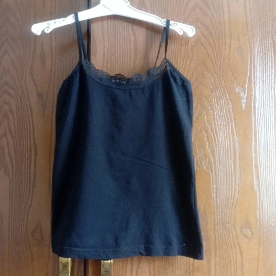 تاپ مارک Helly