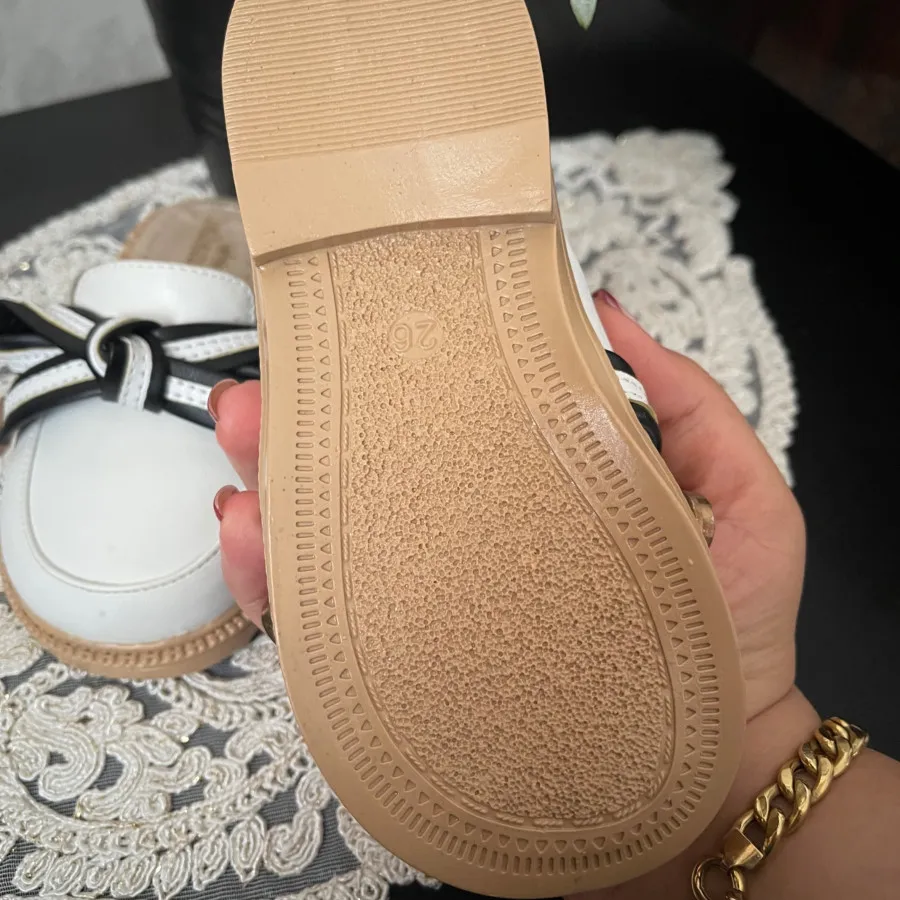 صندل دخترانه سفید رنگ