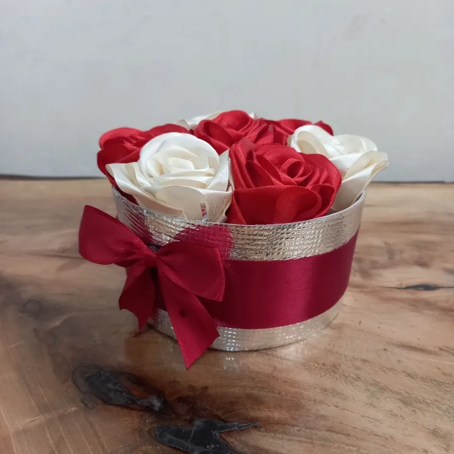 باکس گل رز ربانی