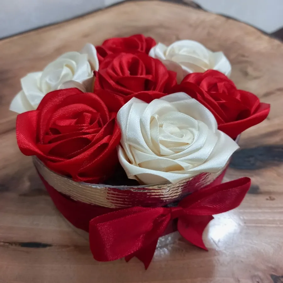 باکس گل رز ربانی