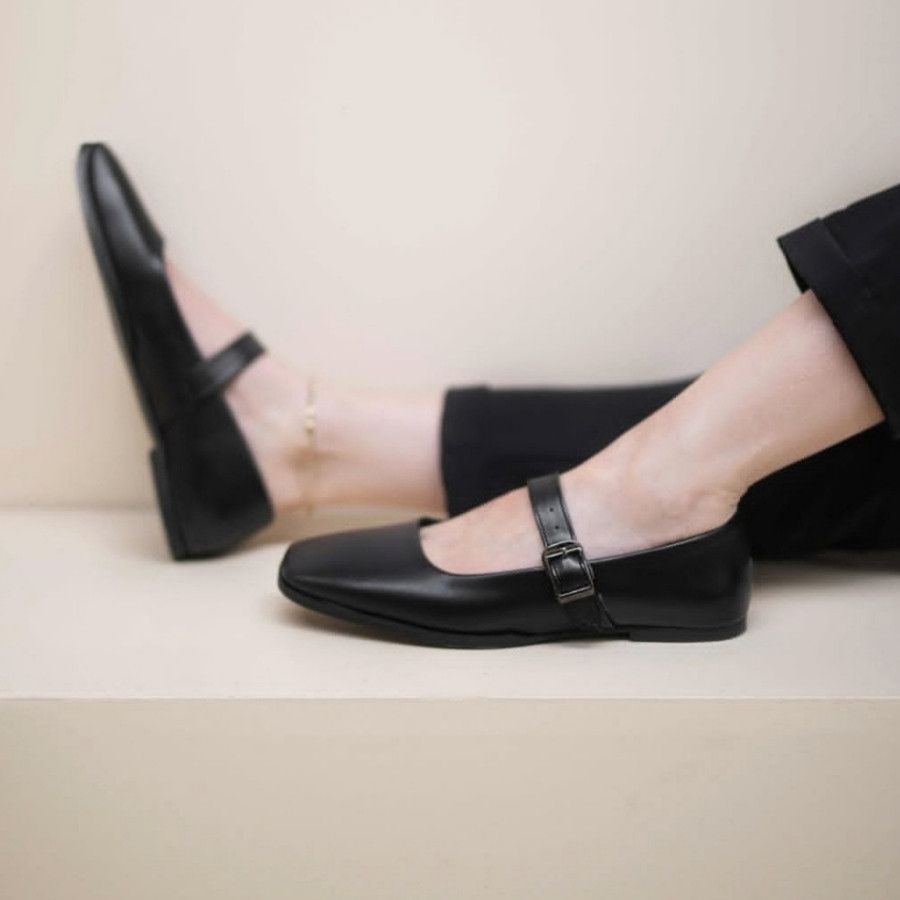 Ballet shoes